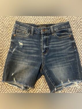 Judy Blue Distressed Blue Boyfriend Denim Shorts